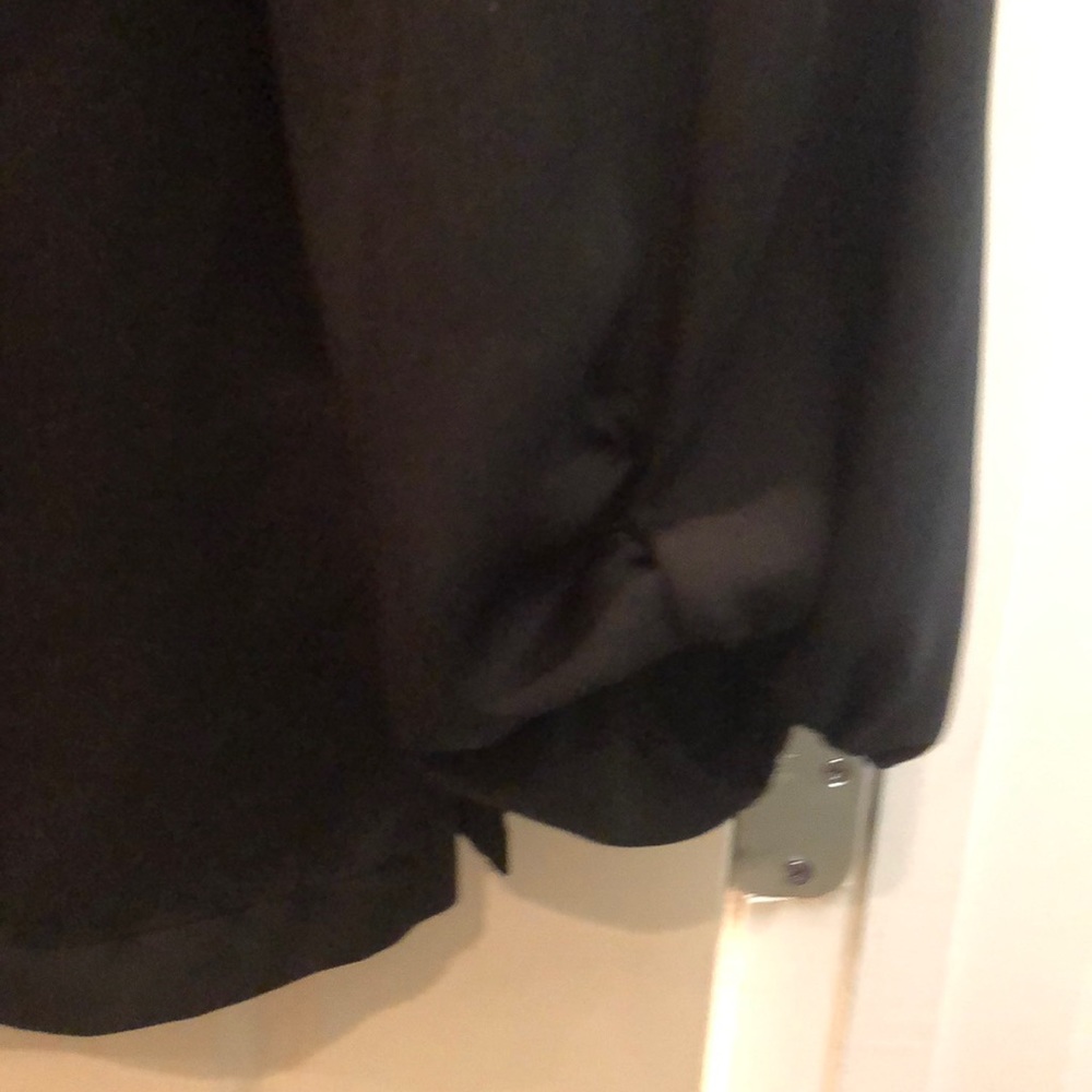 High neck button blouse - Picture 2 of 4
